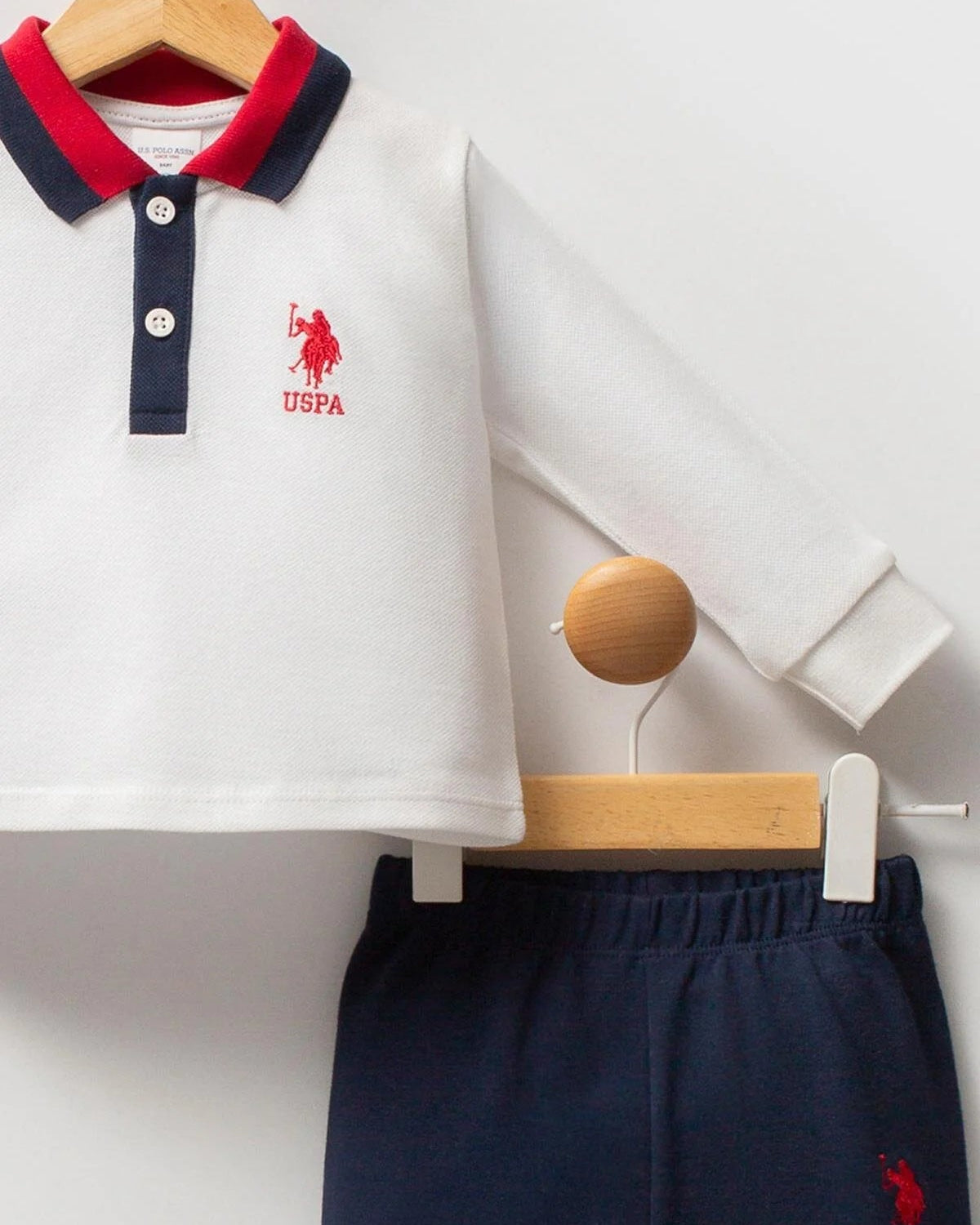 U.S. Polo Assn White and Navy Cotton set