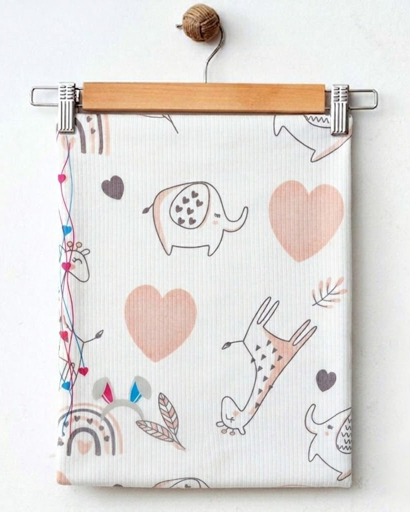 Animals with Love Patterned Cotton Blanket
