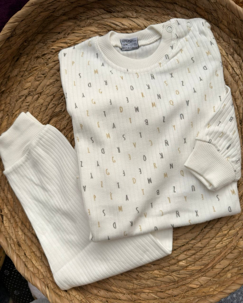 Alphabets Unisex Cotton Pyjama Sets (1-2-3 Years)